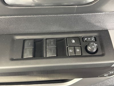 2023 Toyota Tundra Hybrid Platinum