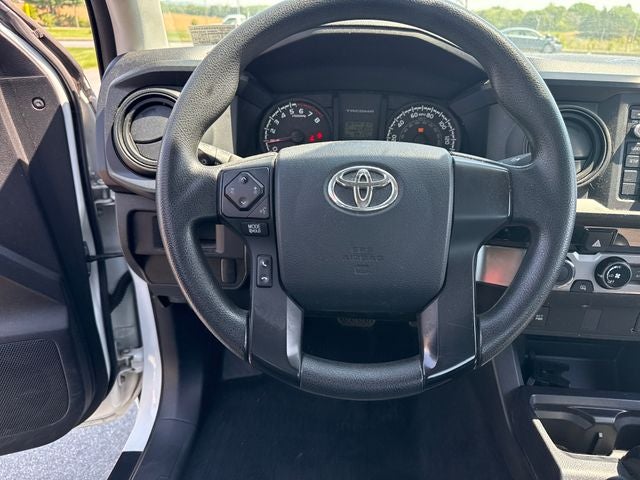 2017 Toyota Tacoma SR