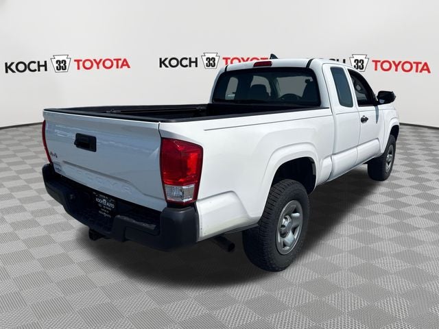 2017 Toyota Tacoma SR
