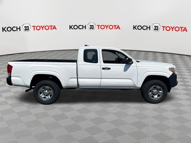 2017 Toyota Tacoma SR