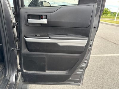 2018 Toyota Tundra SR5 5.7L V8