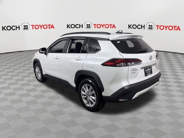 2026 Toyota Corolla Cross LE