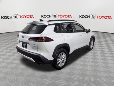 2026 Toyota Corolla Cross LE