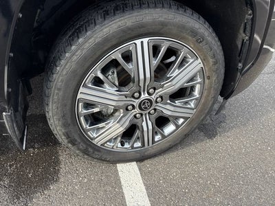 2024 Toyota Sequoia Capstone