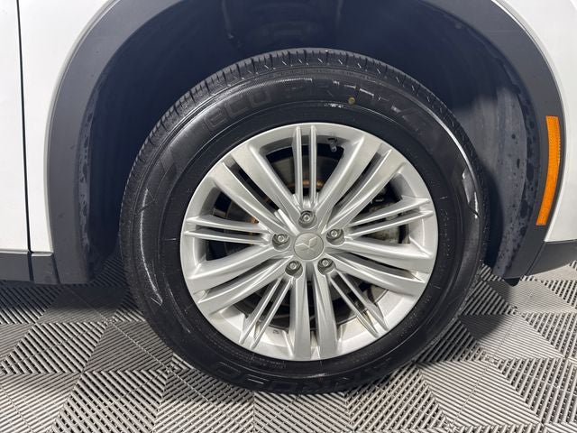 2024 Mitsubishi Outlander ES
