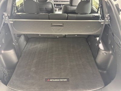 2024 Mitsubishi Outlander ES