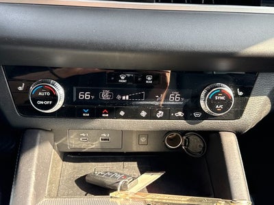 2023 Mitsubishi Outlander SEL 40th Anniversary