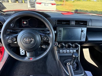 2025 Toyota GR86 Premium