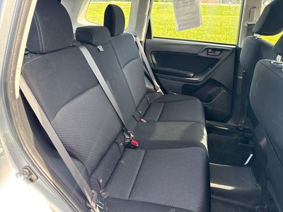 2014 Subaru Forester 2.5i