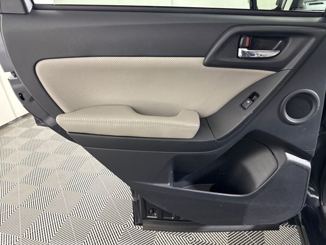 2016 Subaru Forester 2.5i Touring