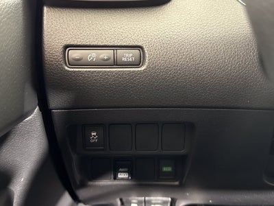 2017 Nissan Rogue Sport SV