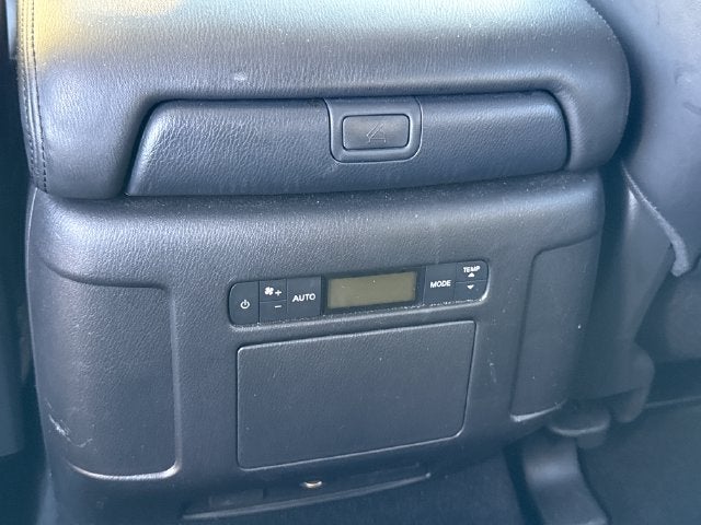 2024 Nissan Armada SV