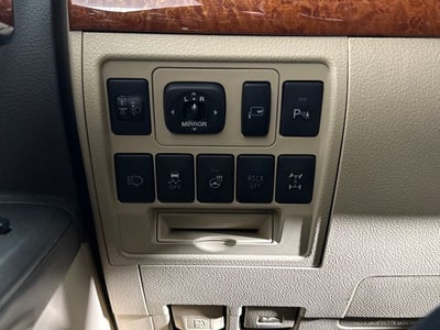 2013 Toyota Land Cruiser Base