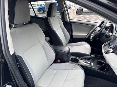 2016 Toyota RAV4 Hybrid XLE
