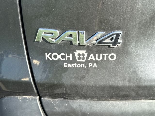 2019 Toyota RAV4 Hybrid XLE