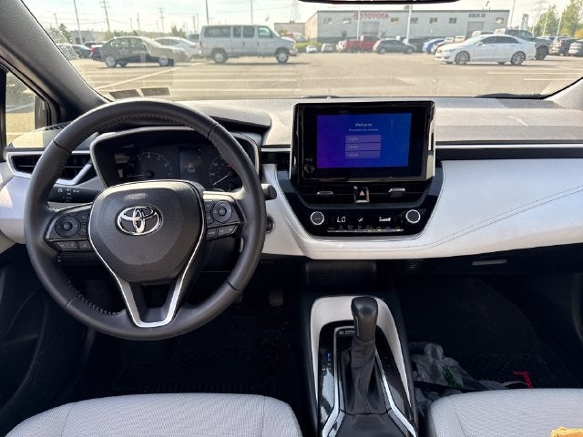 2025 Toyota Corolla Hatchback SE
