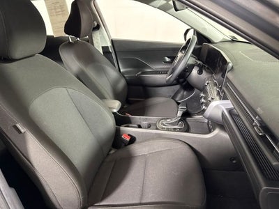 2025 Hyundai Kona SE