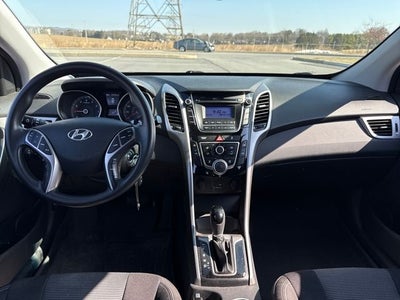 2017 Hyundai Elantra GT Base