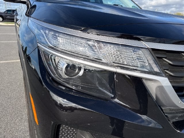 2023 Kia Seltos LX
