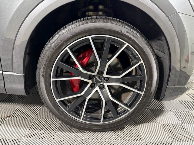 2020 Audi Q8 55 Premium Plus quattro