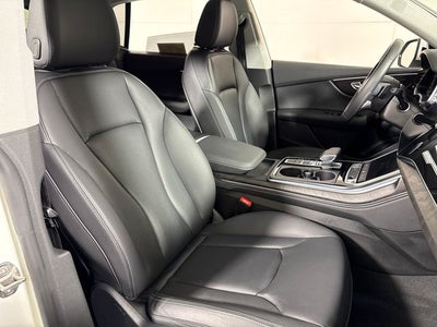 2023 Audi Q8 55 Premium Plus quattro