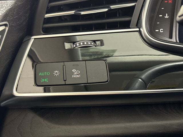2023 Audi Q8 55 Premium Plus quattro