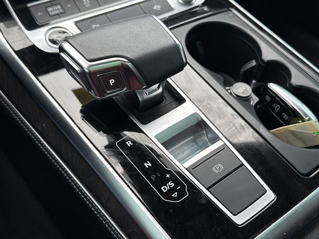 2023 Audi Q8 55 Premium Plus quattro