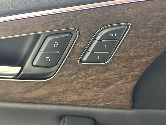 2023 Audi Q8 55 Premium Plus quattro