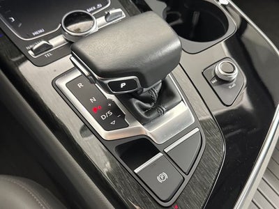 2019 Audi Q7 55 Prestige quattro