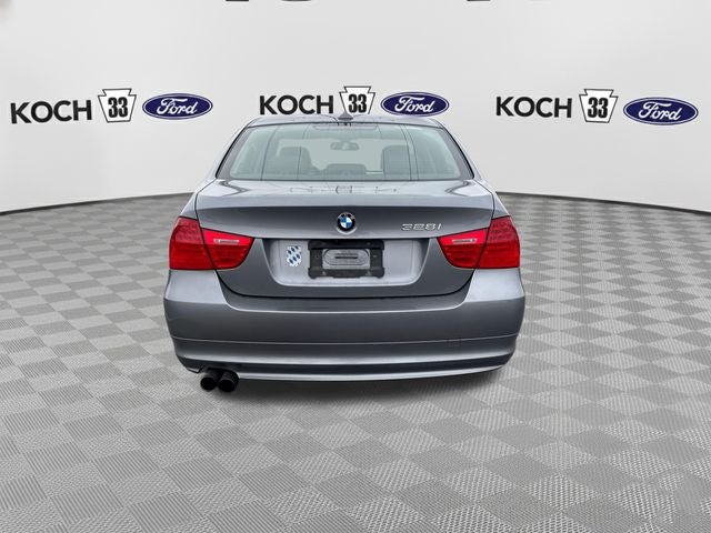 2011 BMW 3 Series 328i