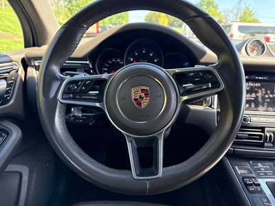2020 Porsche Macan Base