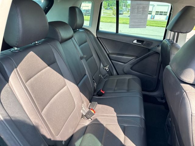 2017 Volkswagen Tiguan 2.0T Wolfsburg Edition 4Motion
