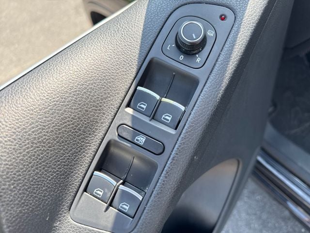 2017 Volkswagen Tiguan 2.0T Wolfsburg Edition 4Motion