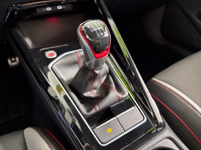 2024 Volkswagen Golf GTI SE