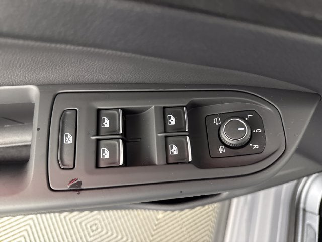 2024 Volkswagen Golf GTI SE