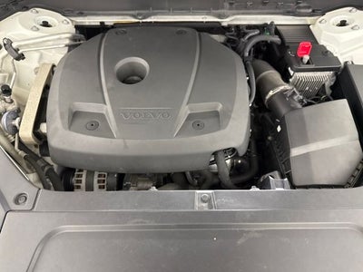 2019 Volvo XC90 T5 R-Design