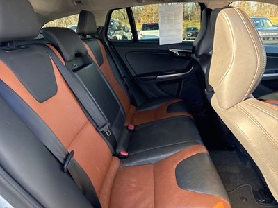 2018 Volvo V60 Cross Country T5
