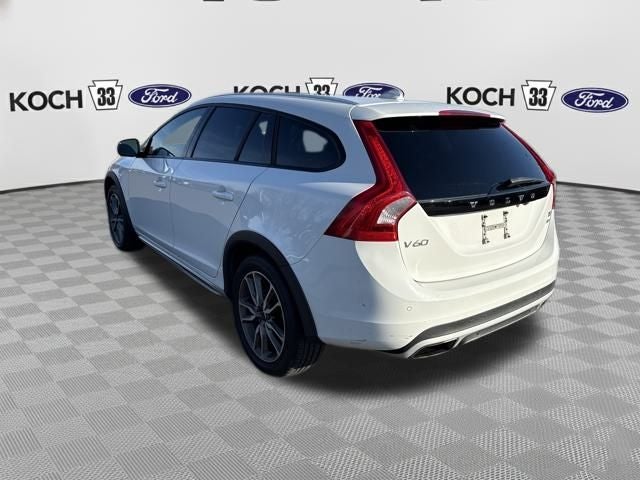 2018 Volvo V60 Cross Country T5
