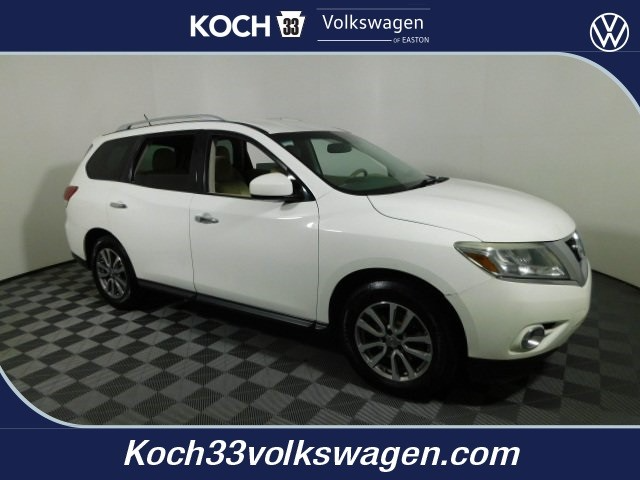 2015
NISSAN PATHFINDER SV